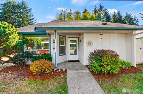 Photo of 1510 Diamond Road SE, Lacey, WA 98503 (MLS # 2588196)