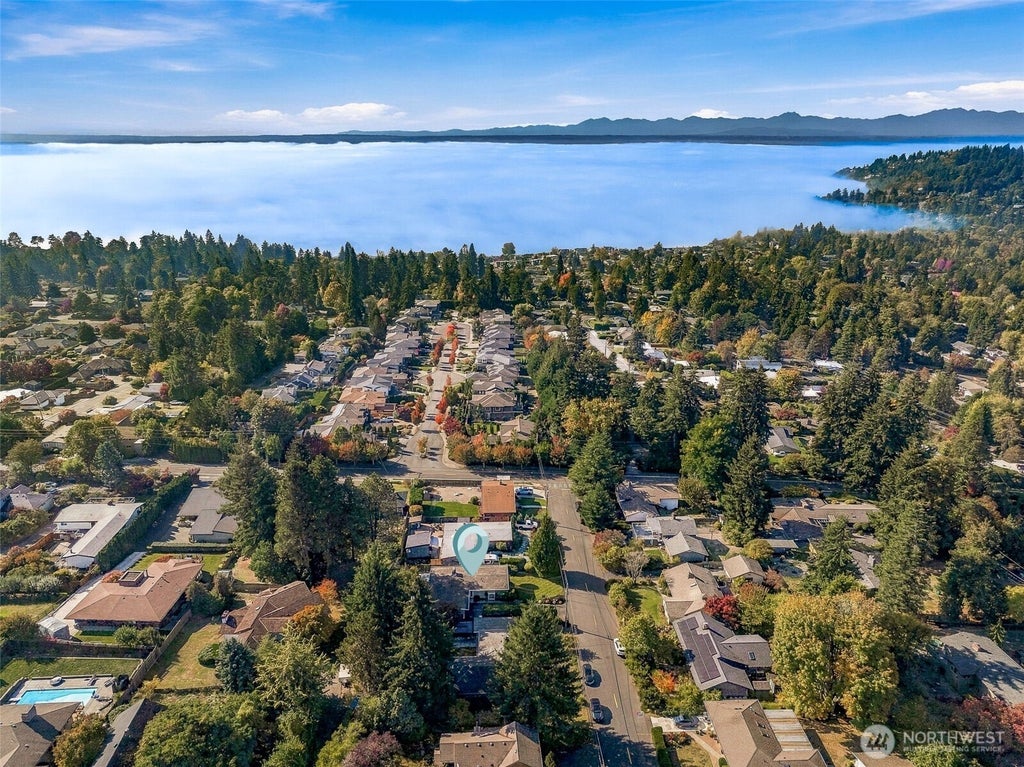 Photo of 239 SW 184th Street, Normandy Park, WA 98166 (MLS # 2589926)