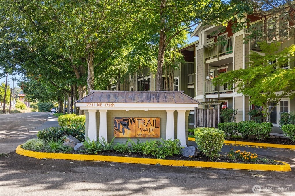 Photo of 7711 NE 175th Street #308, Kenmore, WA 98028 (MLS # 2583346)