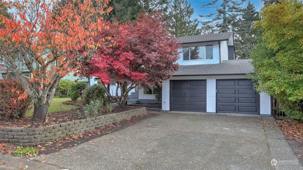 Photo of 18606 135 Place SE, Renton, WA 98058 (MLS # 2307405)