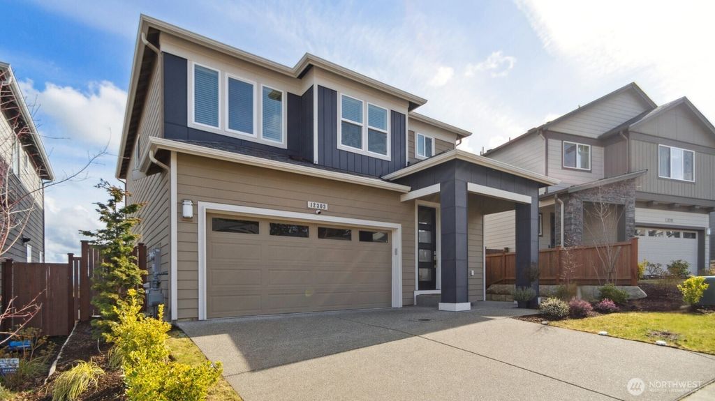 Photo of 12303 67th Avenue SE, Snohomish, WA 98296 (MLS # 2345621)