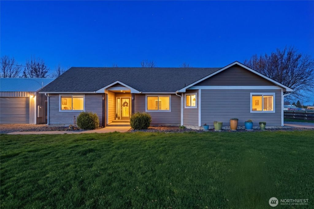 Photo of 84780 Tum-A-Lum Road, Milton-Freewater, OR 97862 (MLS # 2491980)