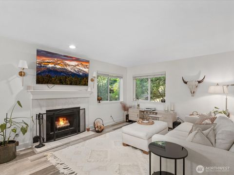 Photo of 455 Newport Way NW #302, Issaquah, WA 98027 (MLS # 2479702)