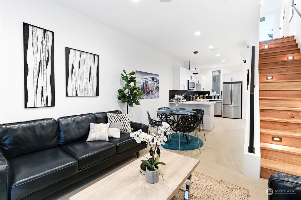Photo of 14023 Greenwood Avenue N #D, Seattle, WA 98133 (MLS # 2136221)