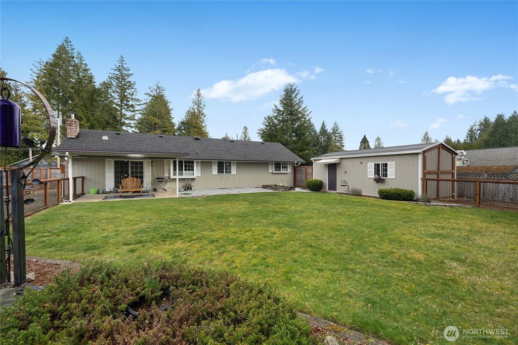Photo of 831 E Saint Andrews Drive, Shelton, WA 98584 (MLS # 2502816)