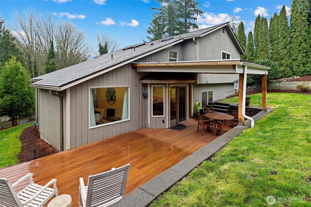 Photo of 26009 222nd Place SE, Maple Valley, WA 98038 (MLS # 2481323)