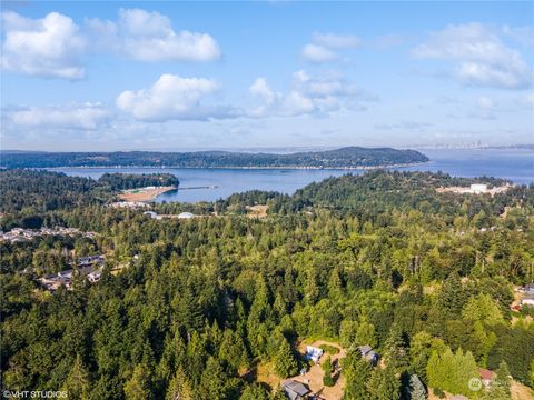 A home in Port Orchard