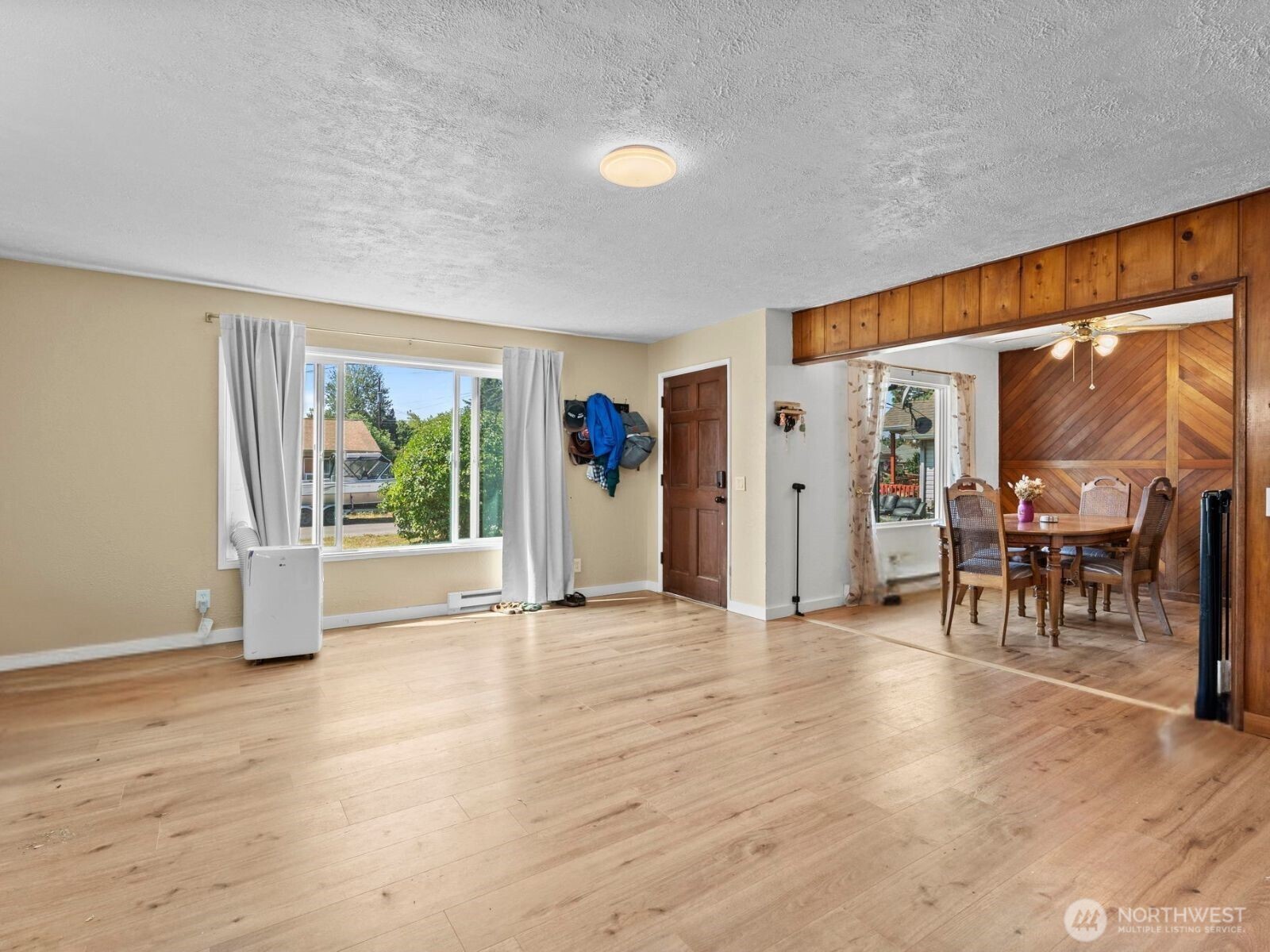 1101 Elm Street