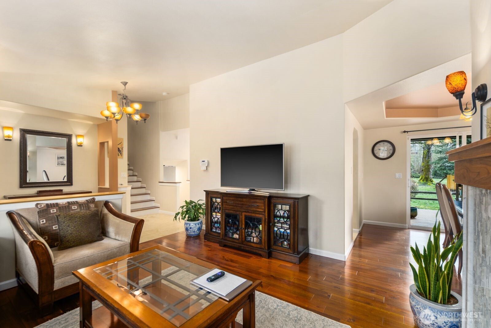 2120 Jones Avenue NE