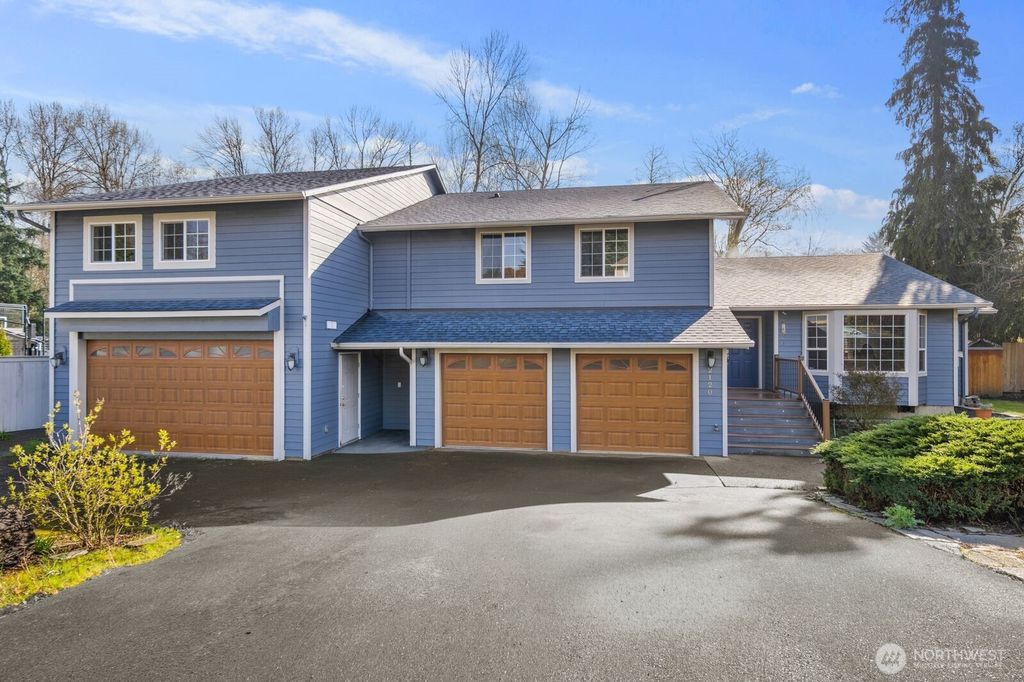 Photo of 2120 Jones Avenue NE, Renton, WA 98056 (MLS # 2500352)