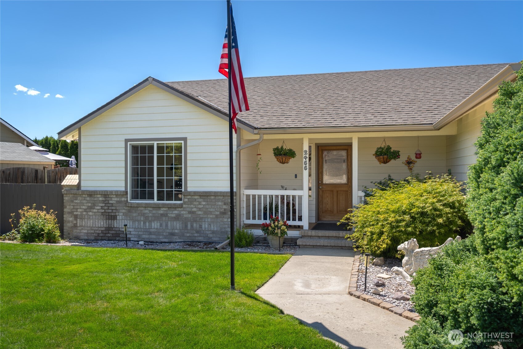 2455 Plateau Drive