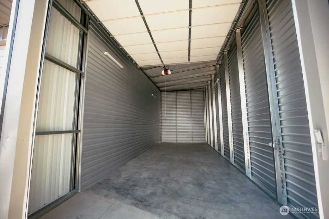 903 W Curie Street A21
