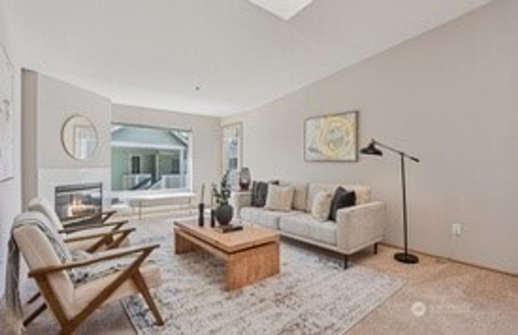 Photo of 12323 NE 97th Street #Q, Kirkland, WA 98033 (MLS # 2503892)