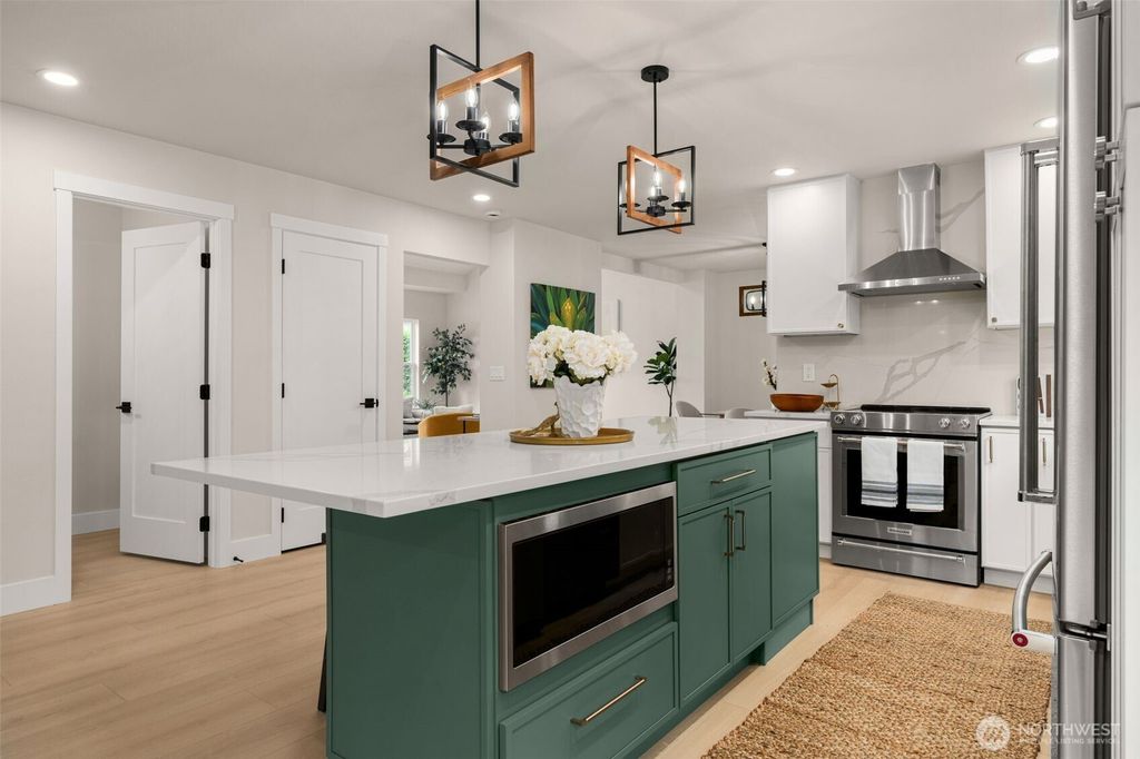Photo of 301 236th Place SW, Bothell, WA 98021 (MLS # 2400997)