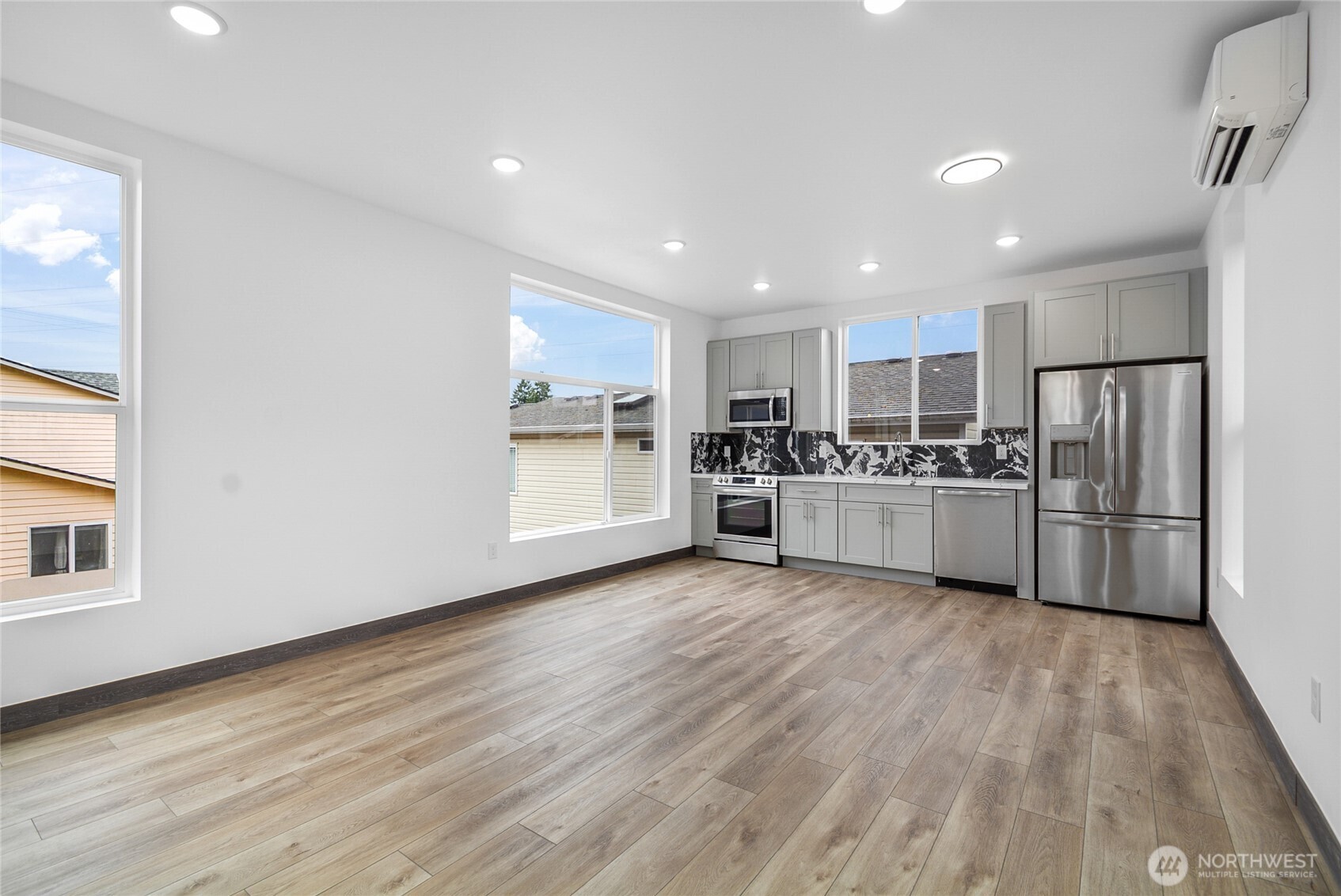 8612 42nd Avenue S C