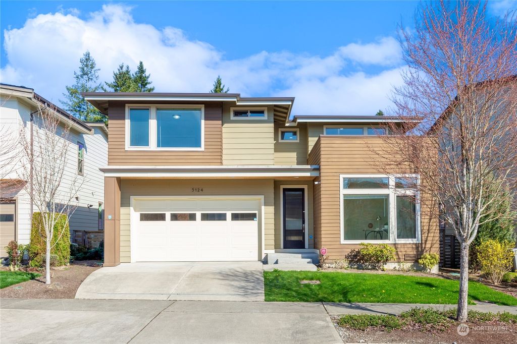 Photo of 5124 NE 11th Place, Renton, WA 98059 (MLS # 2213148)