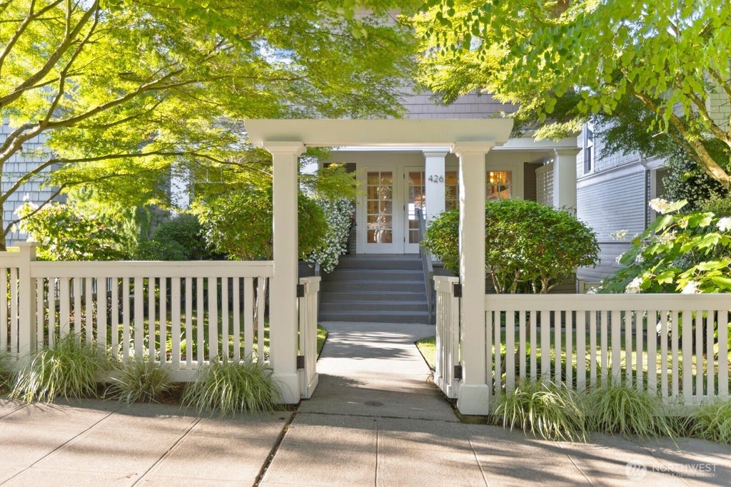 Photo of 426 Smith Street, Seattle, WA 98109 (MLS # 2549864)