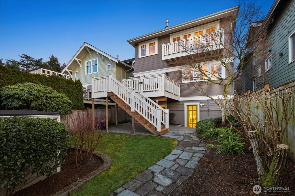 Photo of 426 Smith Street, Seattle, WA 98109 (MLS # 2549864)