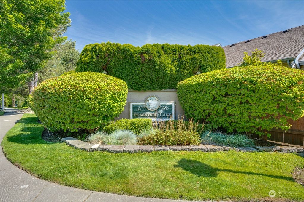 Photo of 4534 NE 6th Court, Renton, WA 98059 (MLS # 2242456)