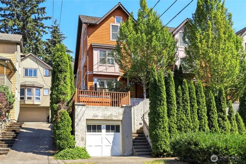 Photo of 3128 Franklin Avenue E #B, Seattle, WA 98102 (MLS # 2543266)