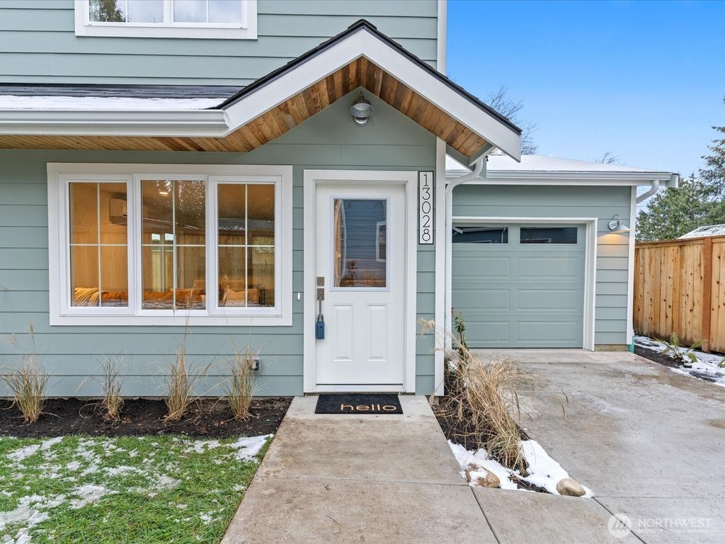 Photo of 13028 30th Avenue NE, Seattle, WA 98125 (MLS # 2336195)