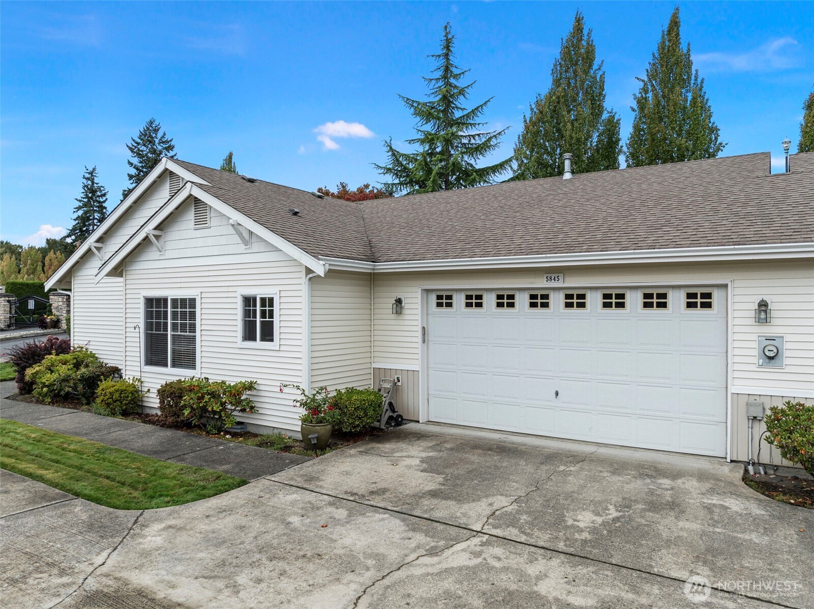 5845 54th Street West 57