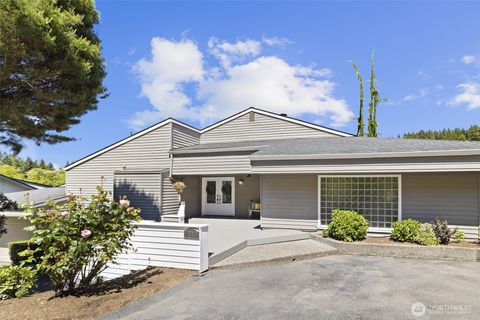 Photo of 16306 Valhalla Drive, Bothell, WA 98011 (MLS # 2552803)
