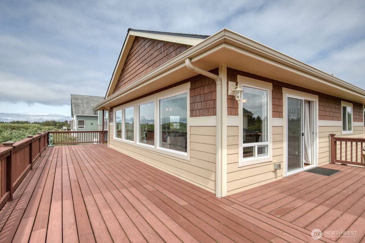 507 Sand Dune Avenue SW
