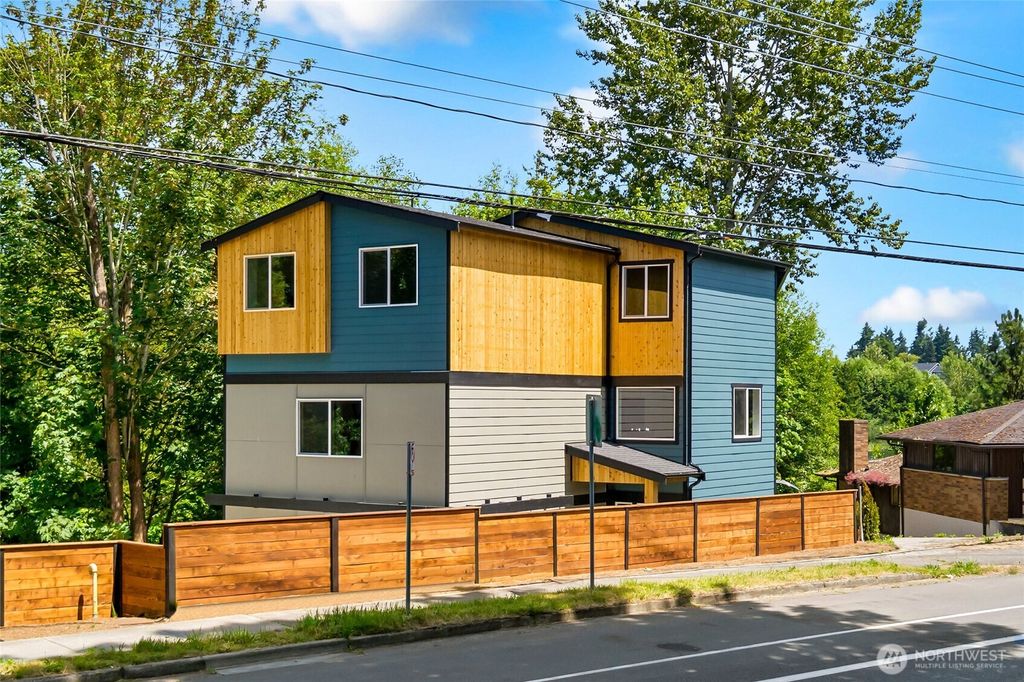 Photo of 5732 Halls Lake Way Way, Lynnwood, WA 98036 (MLS # 2440124)