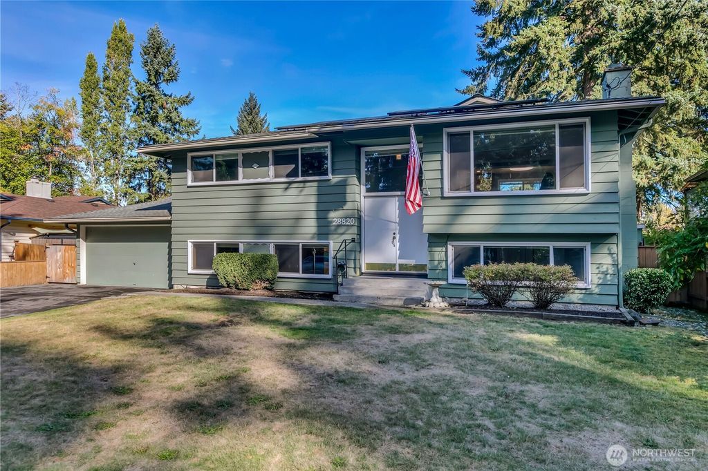 Photo of 28820 37th Avenue S, Auburn, WA 98001 (MLS # 2441632)
