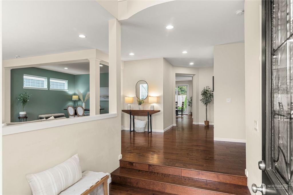 Photo of 17010 7th Place W, Lynnwood, WA 98037 (MLS # 2200834)