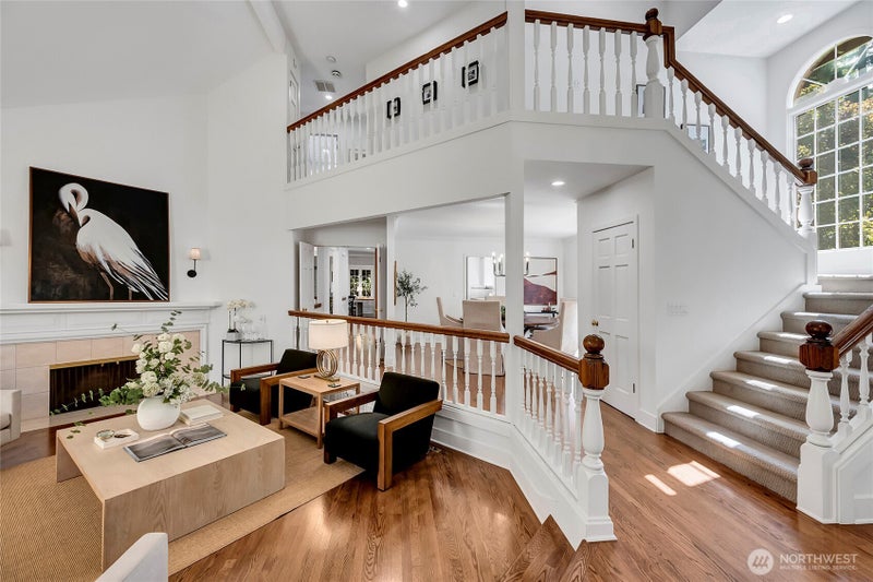 8140 Evergreen Lane