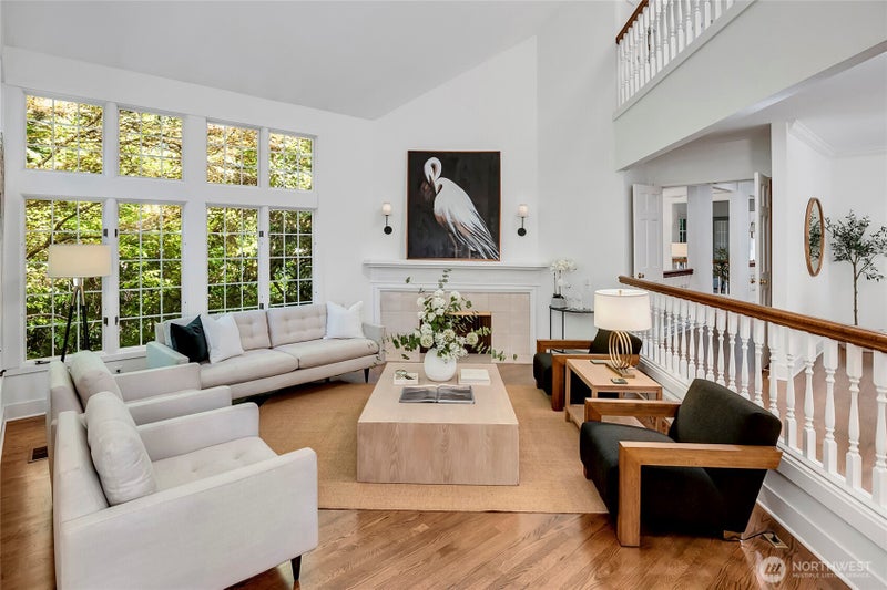 8140 Evergreen Lane