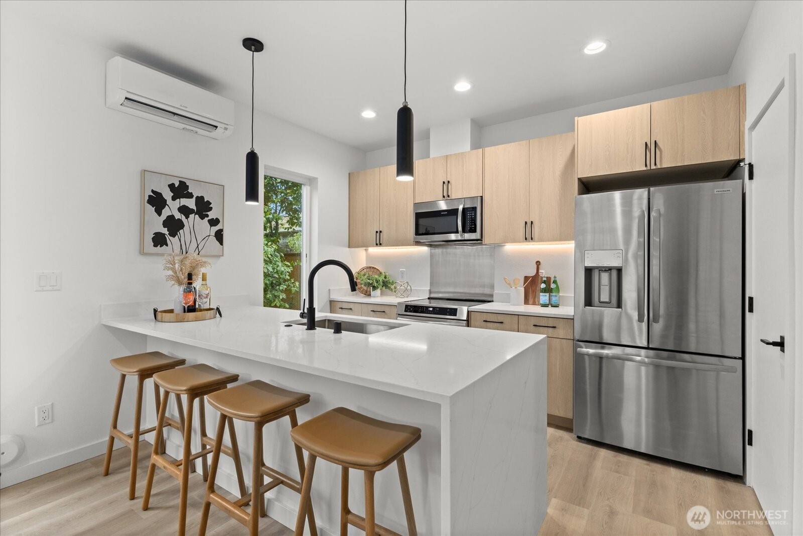 6530 18th Avenue SW B