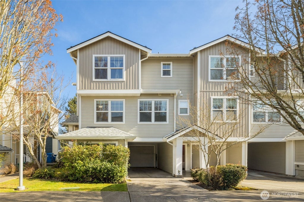 Photo of 6895 Holly Park Drive S, Seattle, WA 98118 (MLS # 2579272)