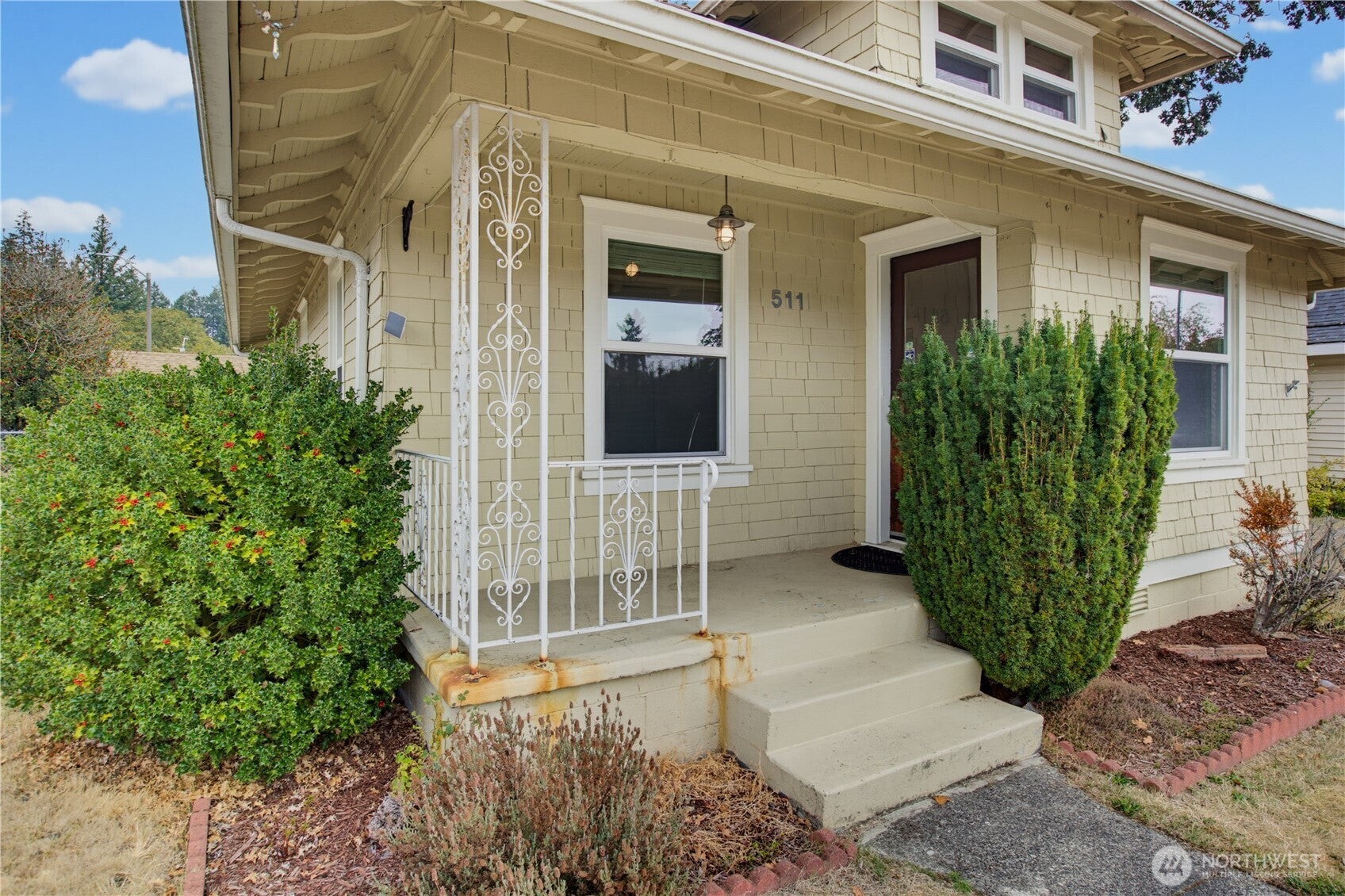 511 Louviers Avenue