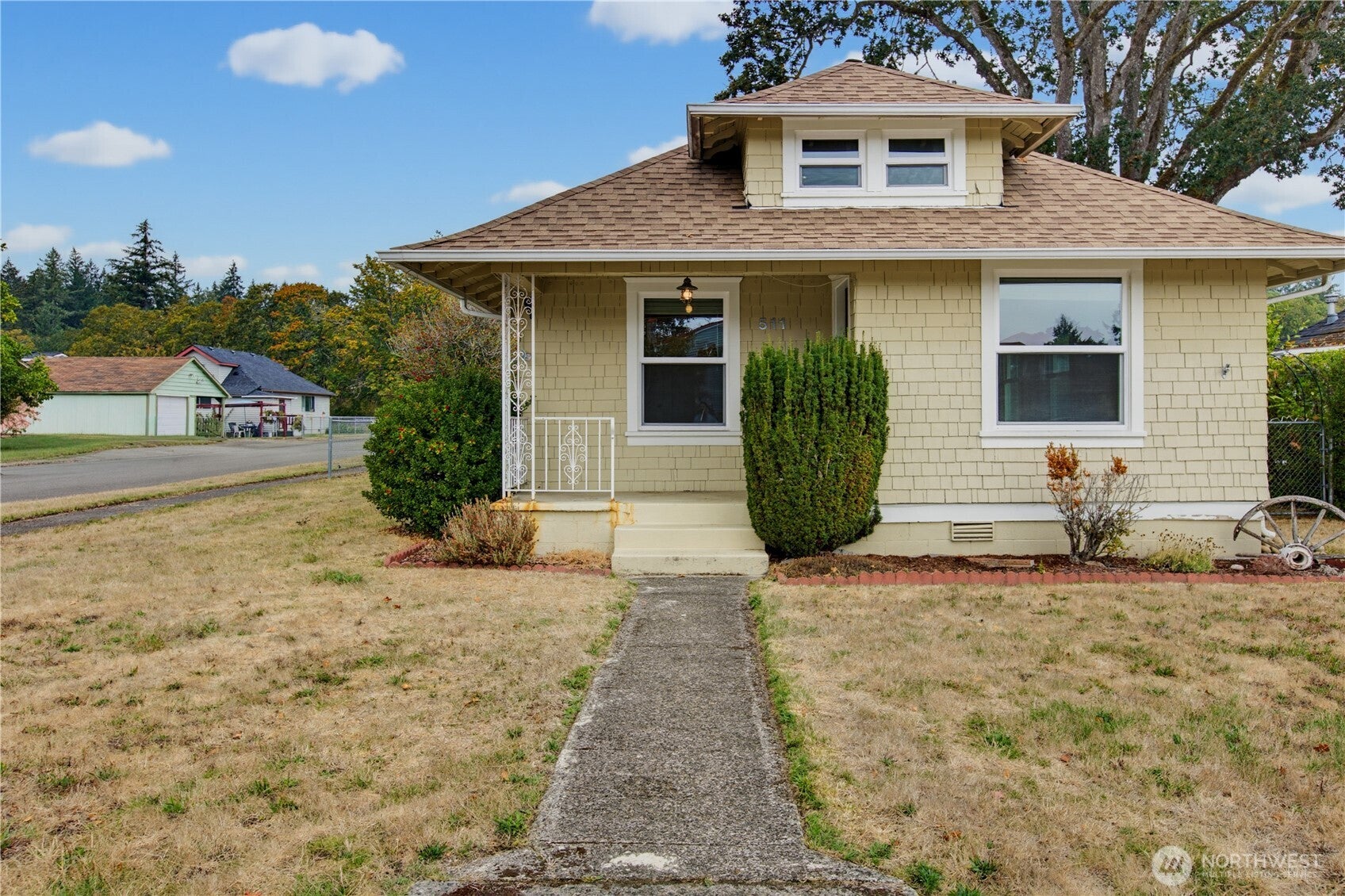 511 Louviers Avenue