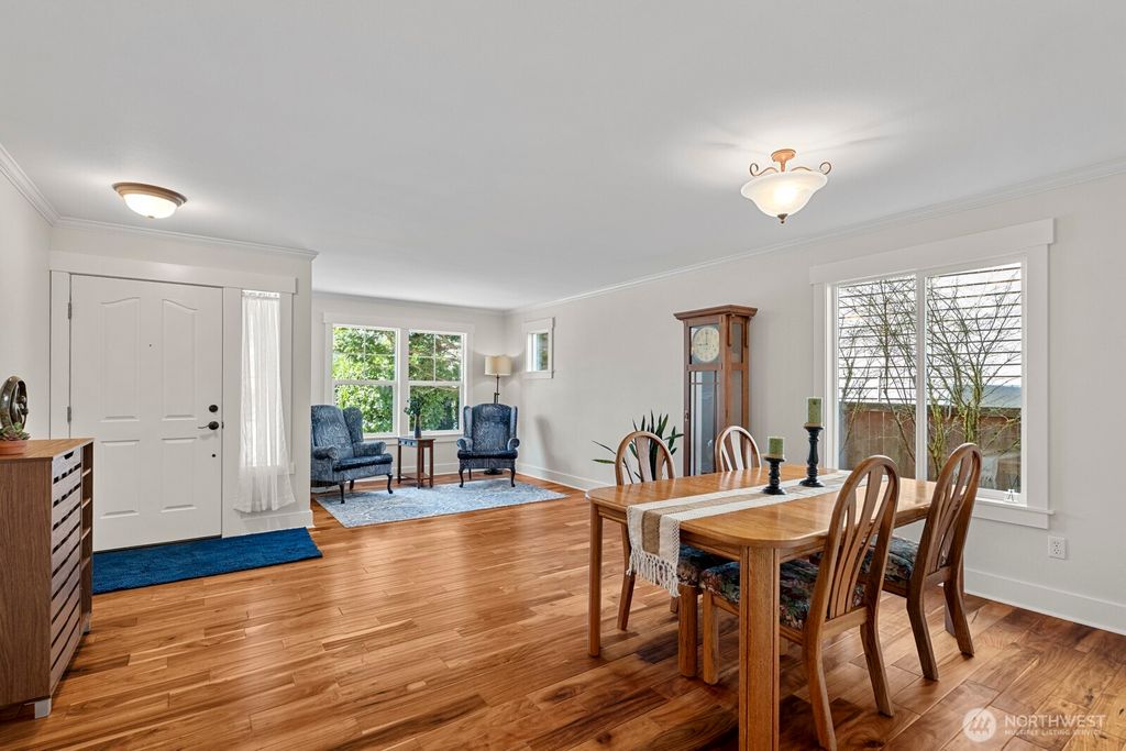 Photo of 7320 Silent Creek Avenue SE, Snoqualmie, WA 98065 (MLS # 2503000)