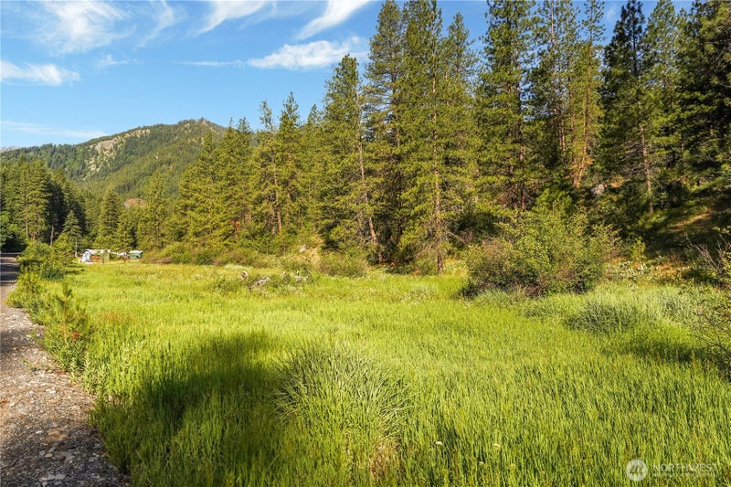 0 US Hwy 97