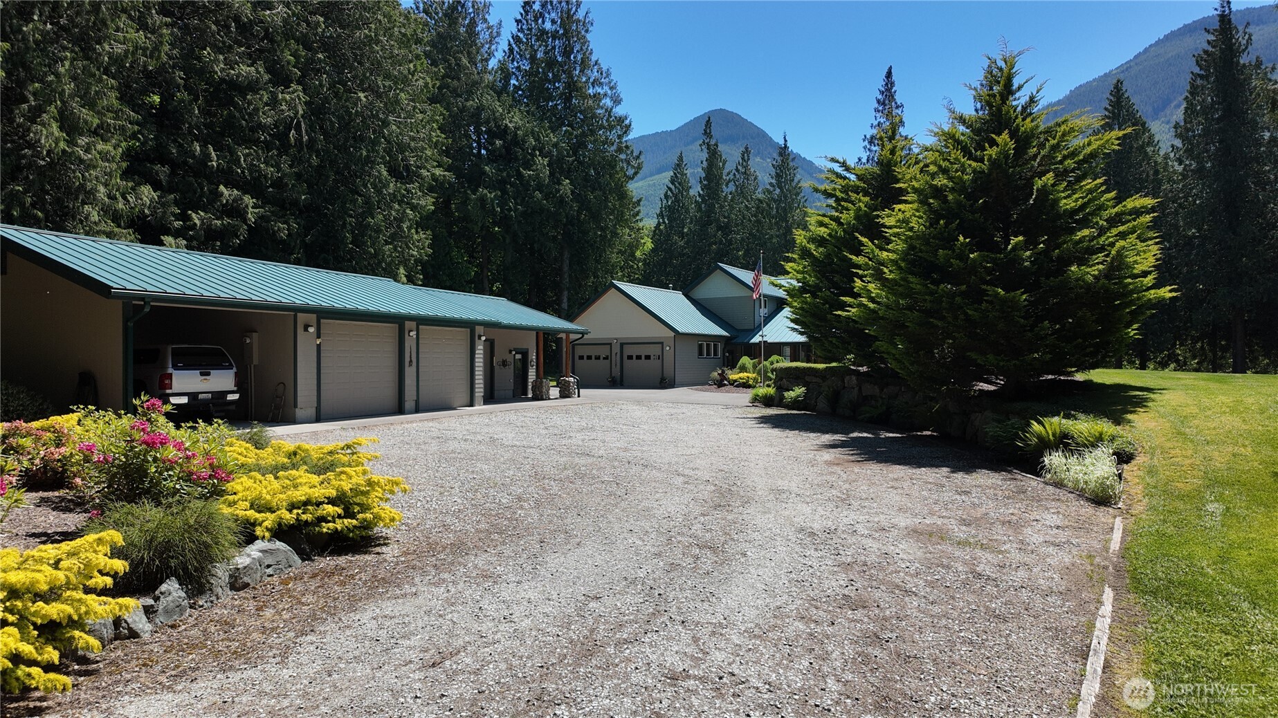 37938 Theo Lane
