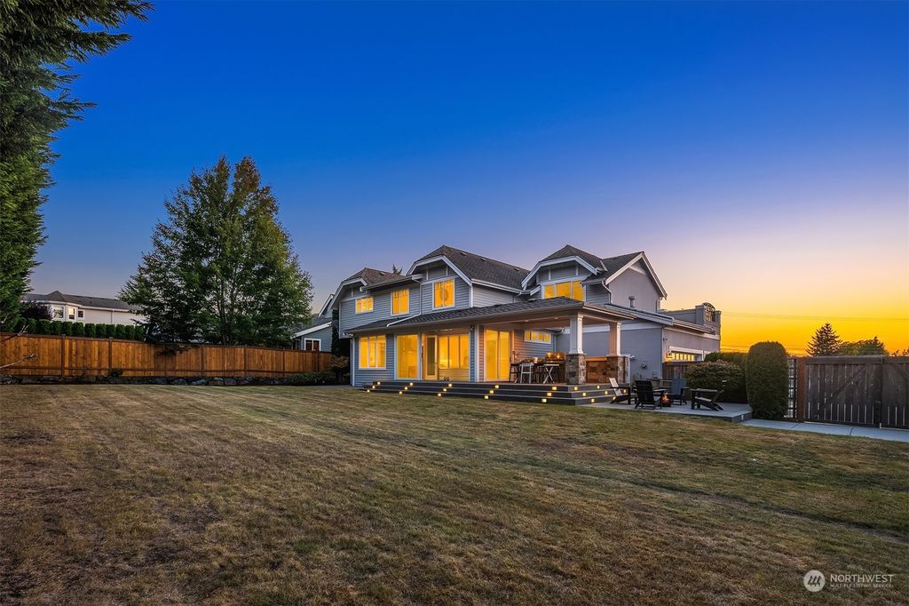 Photo of 6528 111th Avenue NE, Kirkland, WA 98033 (MLS # 2168103)
