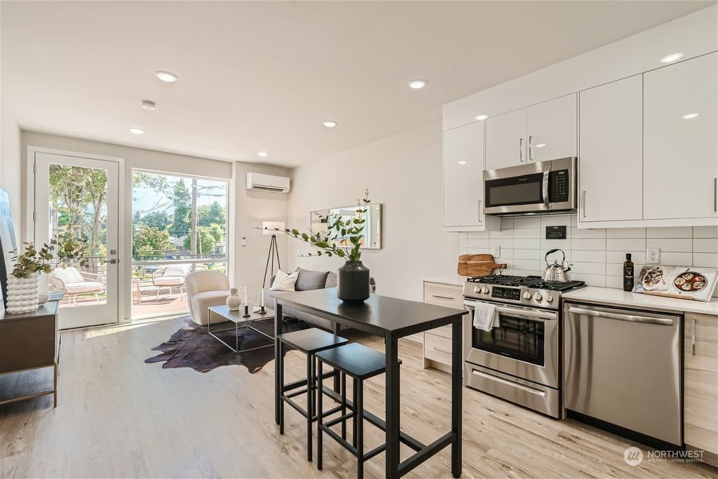 Photo of 1902 S Grand Street, Seattle, WA 98144 (MLS # 2167293)