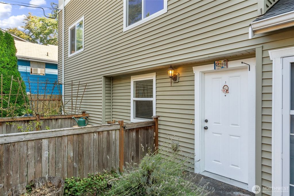 Photo of 9228 15th Avenue SW #B, Seattle, WA 98106 (MLS # 2499254)