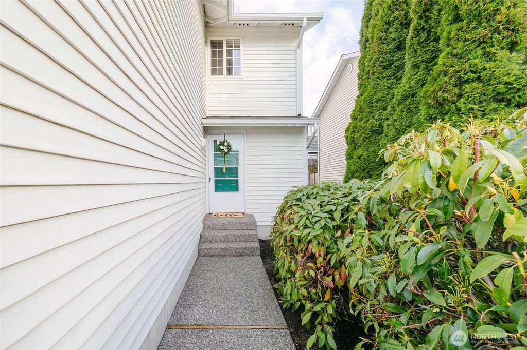 Photo of 1505 W Casino Road #20, Everett, WA 98204 (MLS # 2452469)