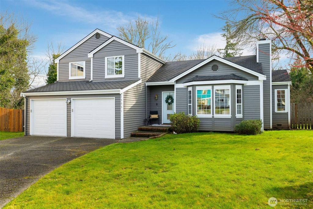 Photo of 13631 SE 231st Street, Kent, WA 98042 (MLS # 2333916)