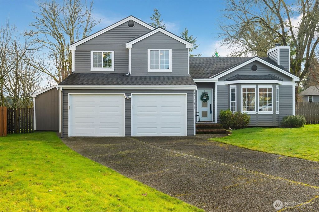 Photo of 13631 SE 231st Street, Kent, WA 98042 (MLS # 2333916)