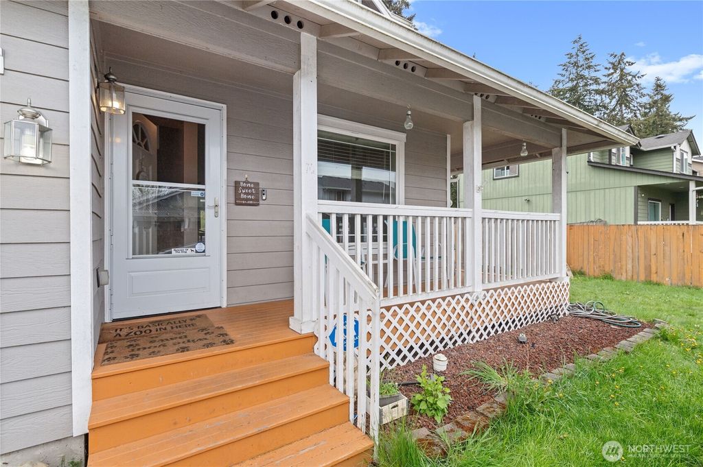 Photo of 4916 204th Street Ct E, Spanaway, WA 98387 (MLS # 2513320)