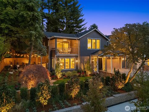 Photo of 2012 9th Street W, Kirkland, WA 98033 (MLS # 2428565)