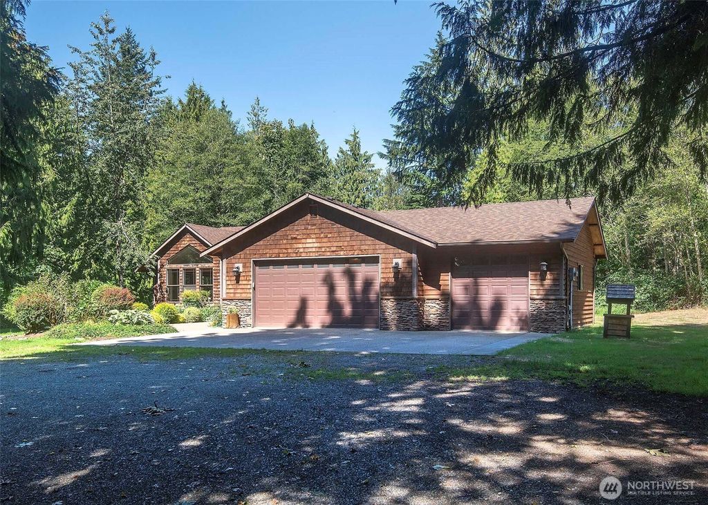 Photo of 5707 316th Street NW, Stanwood, WA 98292 (MLS # 2424952)
