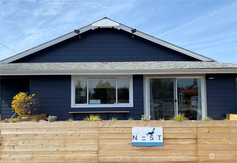 Photo of 1711 Pacific Avenue S, Long Beach, WA 98631 (MLS # 2203651)